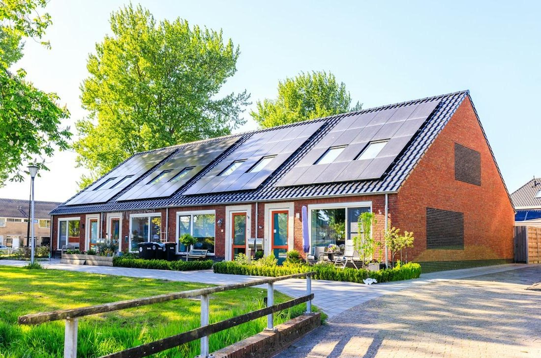 Villette con pannelli fotovoltaici integrati nel tetto